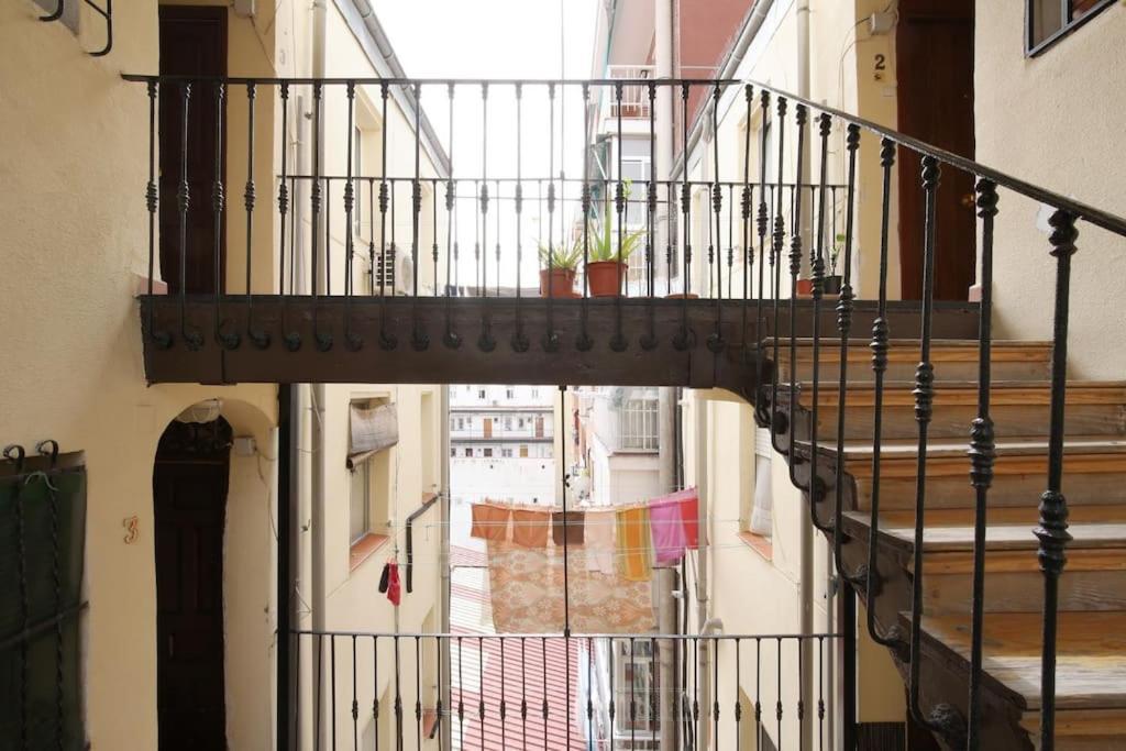 For You Rentals Coqueto Apartamento Temporal De Dos Dormitorios En El Corazon De Madrid Sgv63 Exteriör bild
